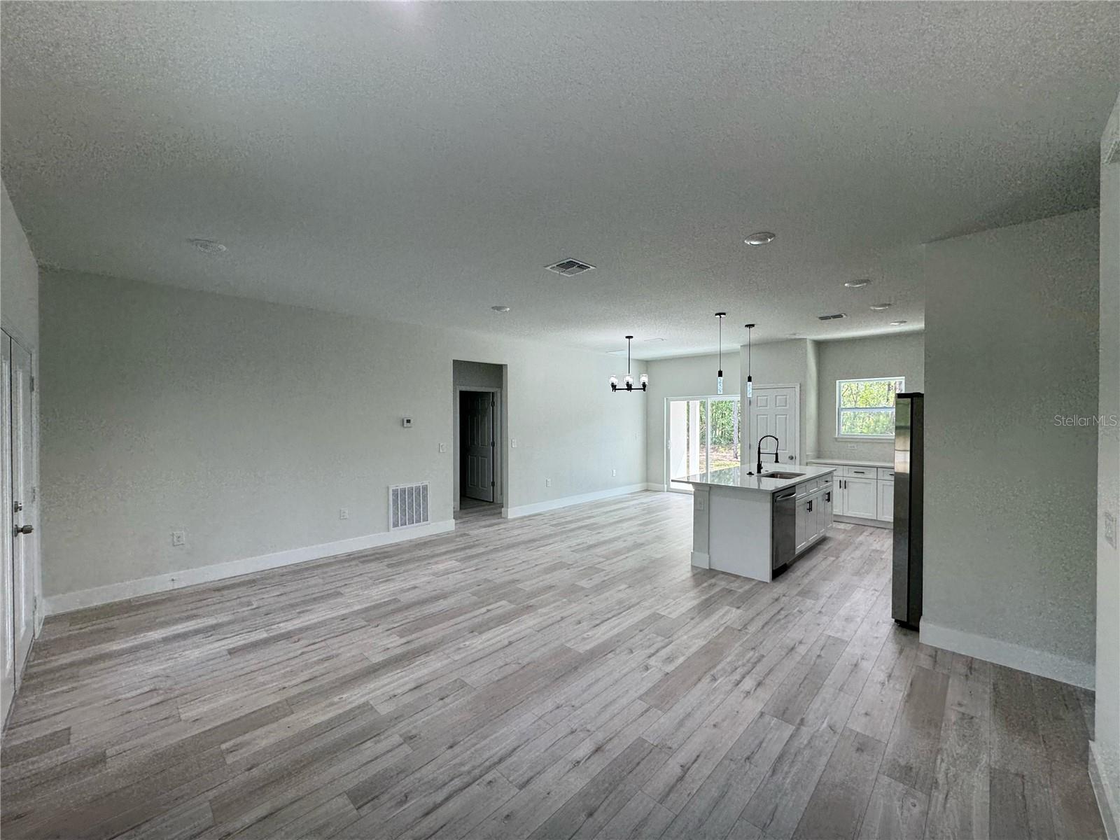 Image 18 of 33 For 7983 Pocono Drive