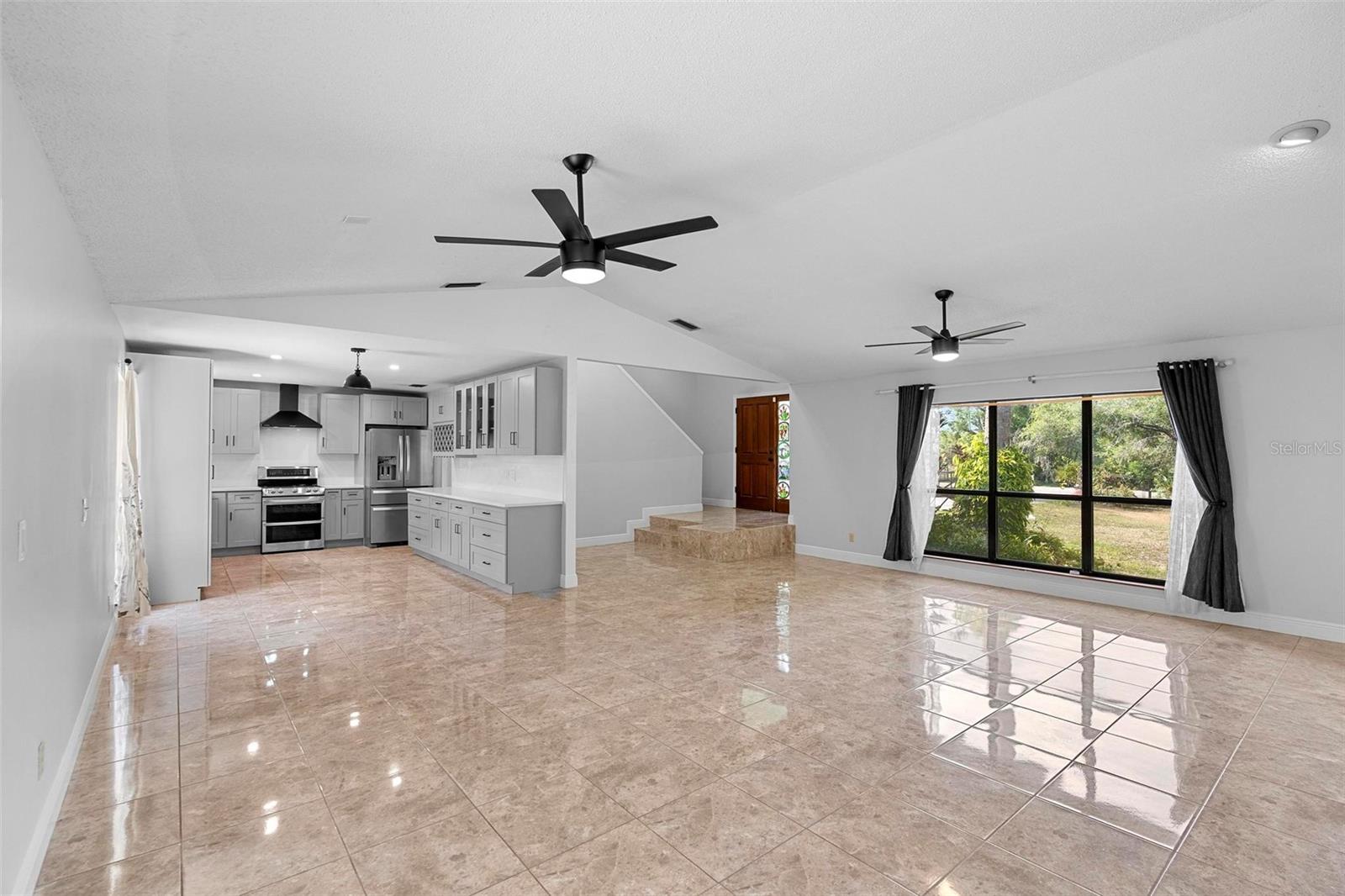 Image 11 of 44 For 21343 Reindeer Road