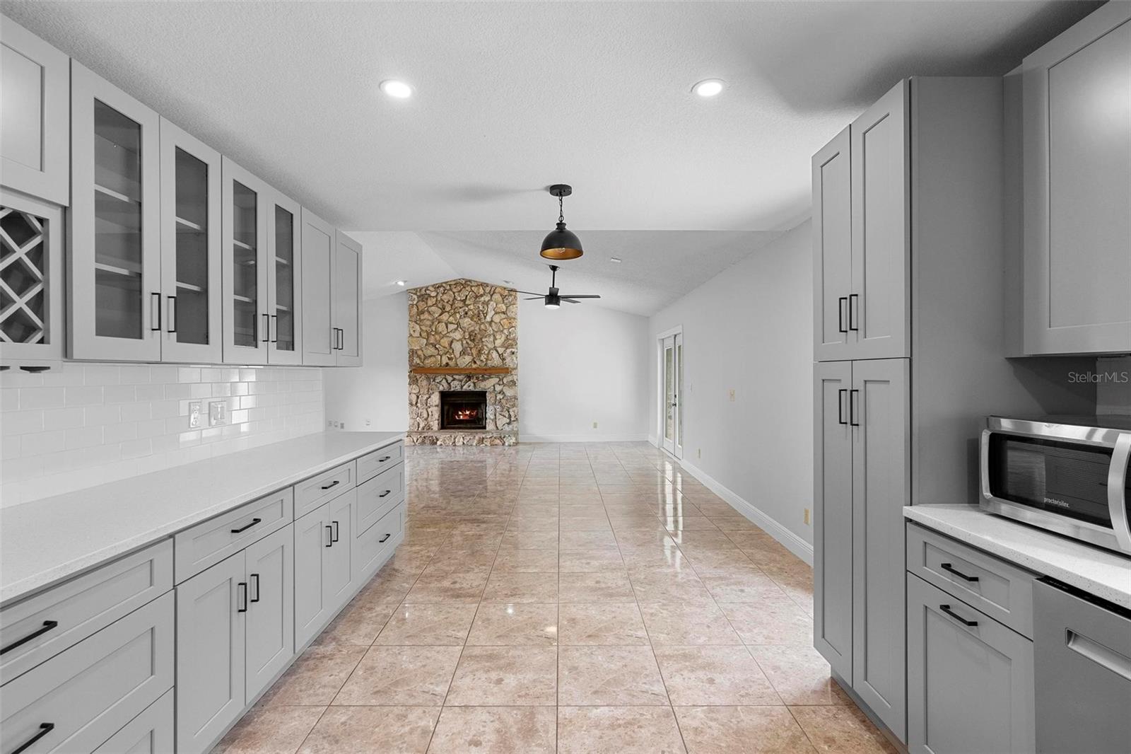 Image 17 of 44 For 21343 Reindeer Road