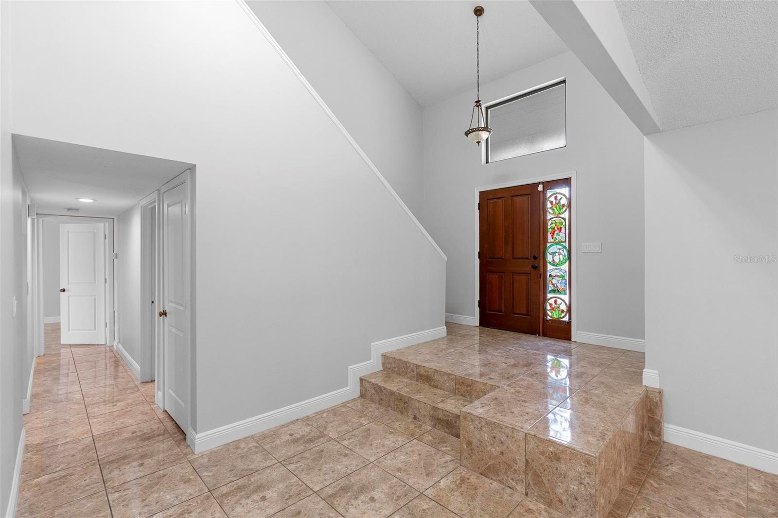 Image 7 of 44 For 21343 Reindeer Road