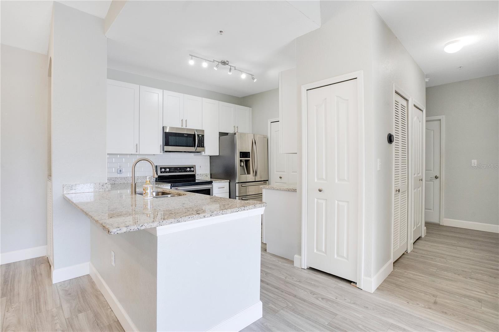 Image 6 of 50 For 8908 Legacy Court 303
