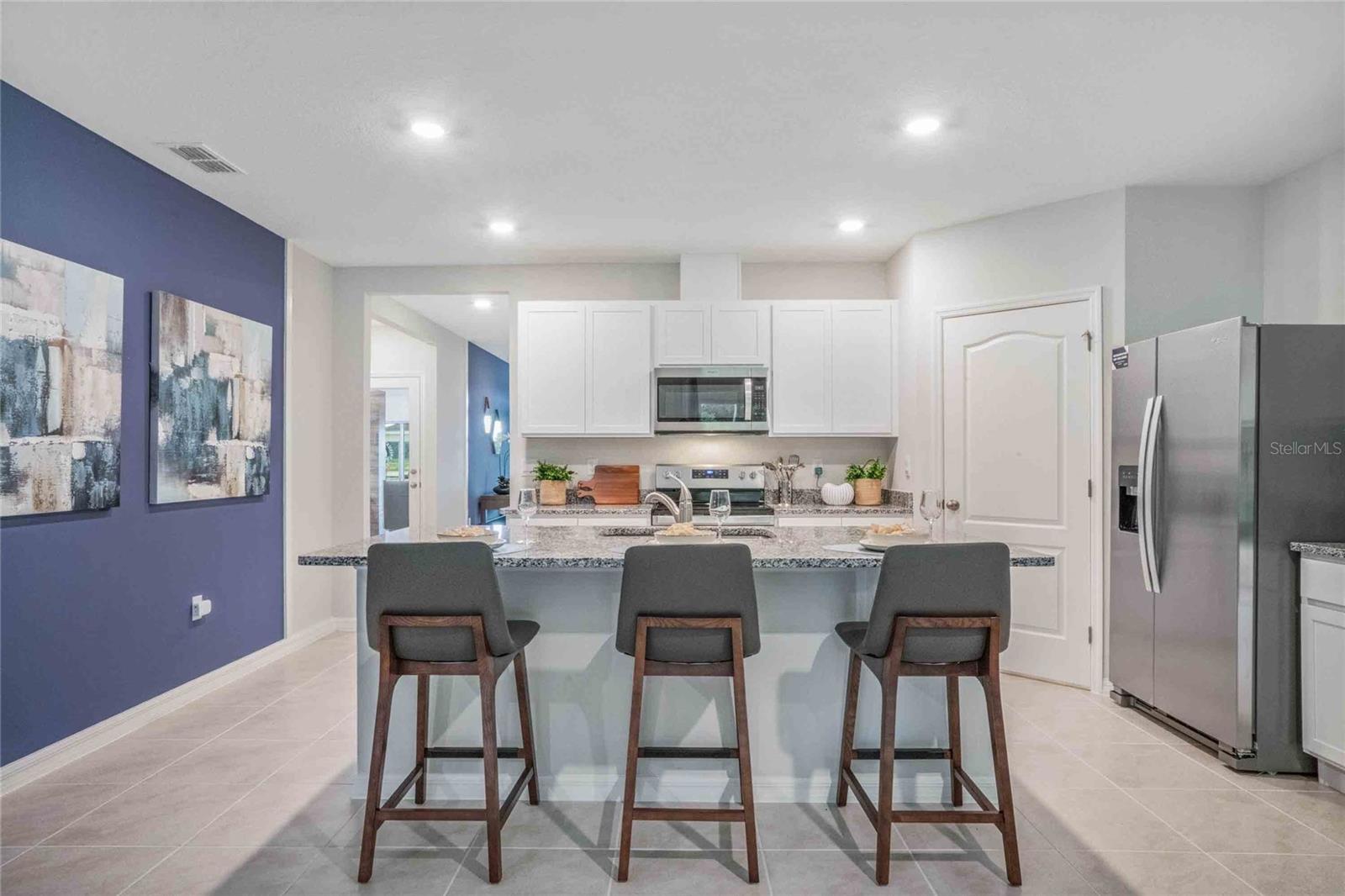 Image 3 of 40 For 3833 Royal Azalea Way
