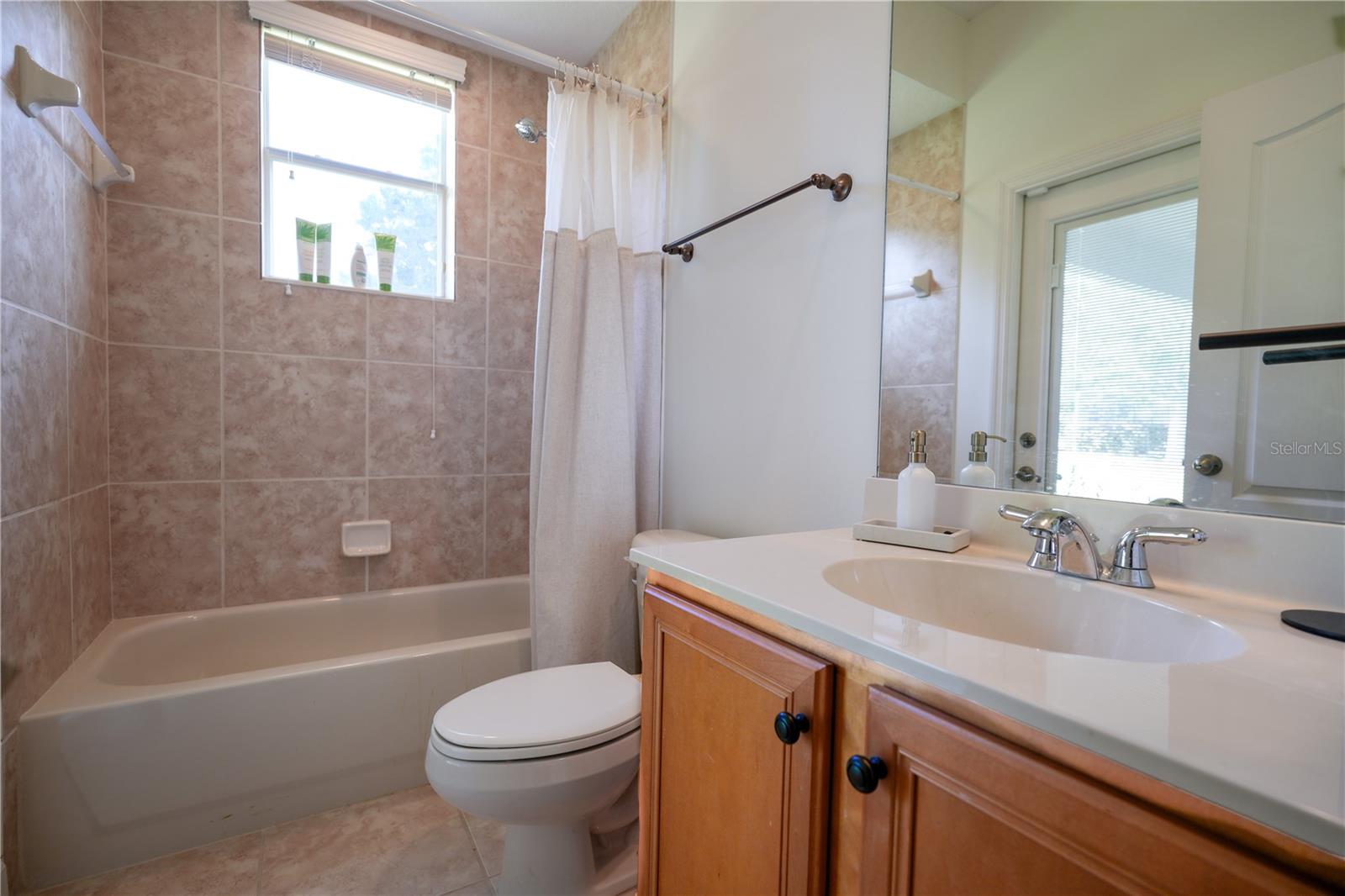 Image 15 of 58 For 23533 Valderama Lane