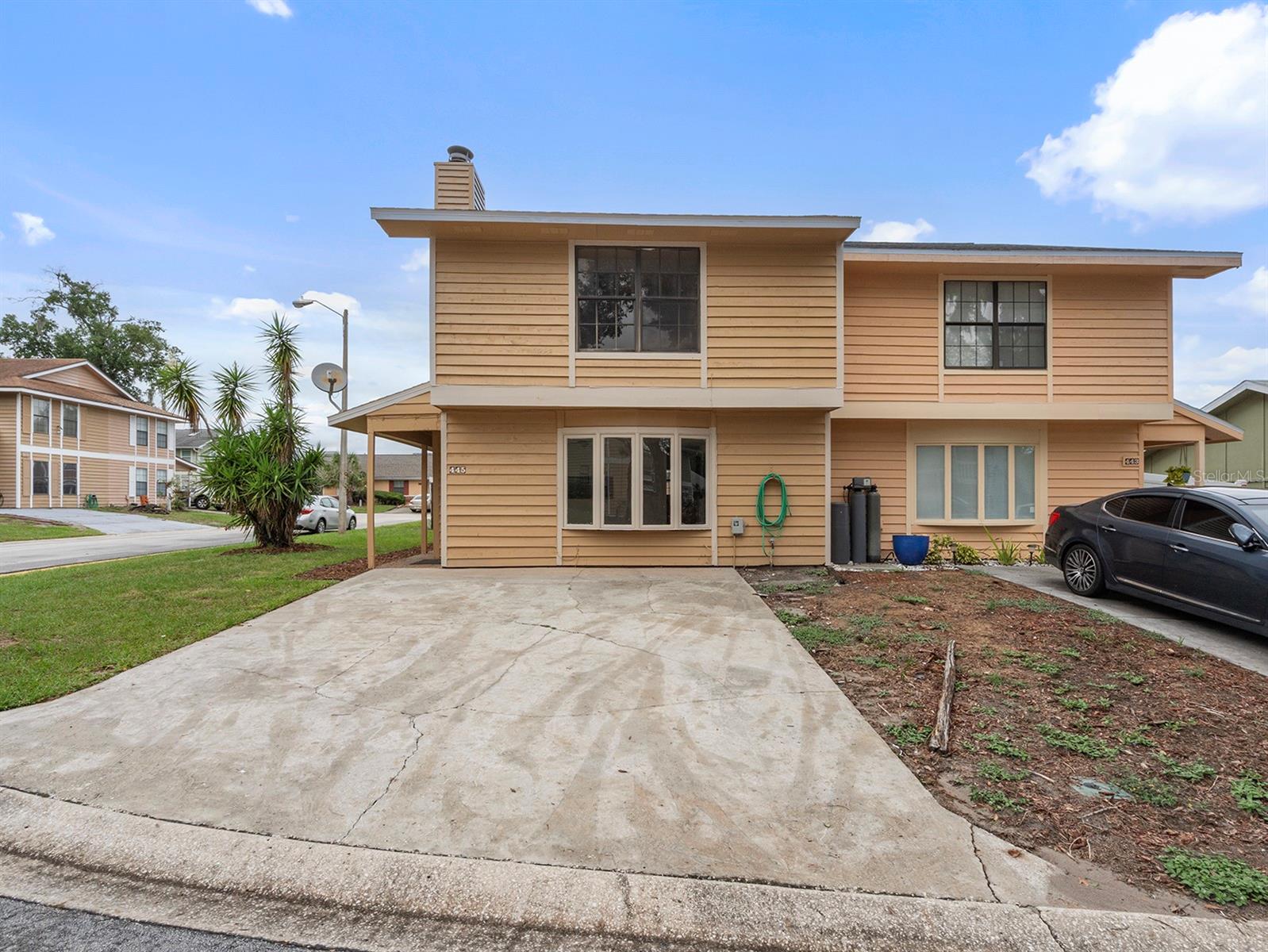 Image 6 of 25 For 445 Cottonwood Drive