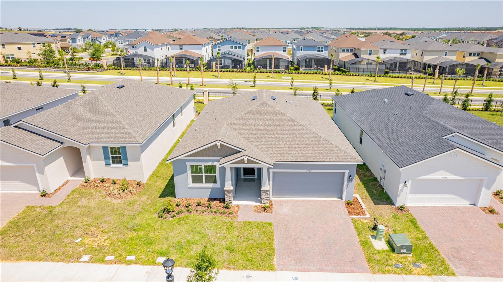 Image 32 of 33 For 9067 Coral Cape St Street