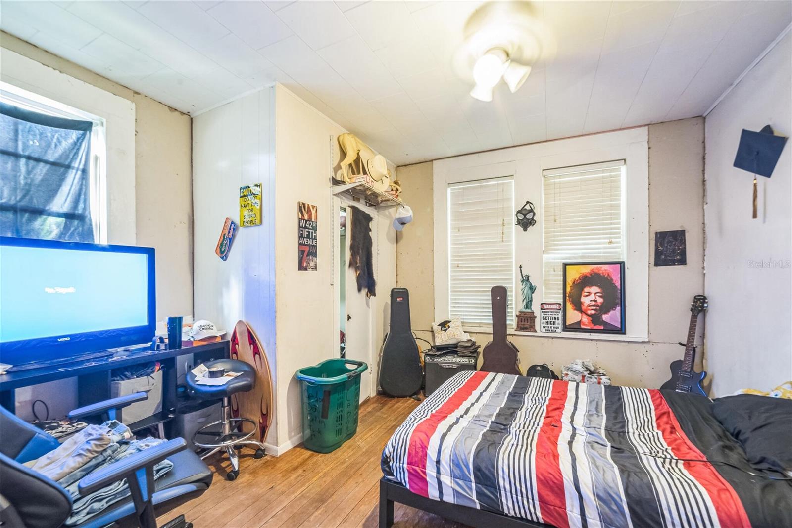 Image 18 of 25 For 419 Palm Avenue