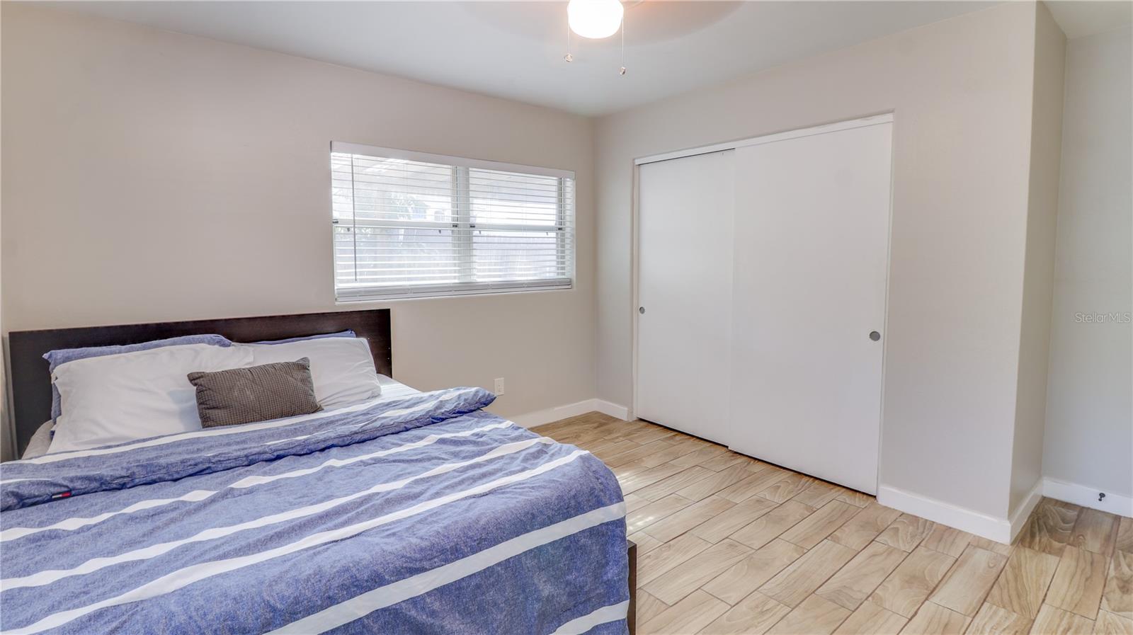 Image 12 of 32 For 1809 Pineview Circle