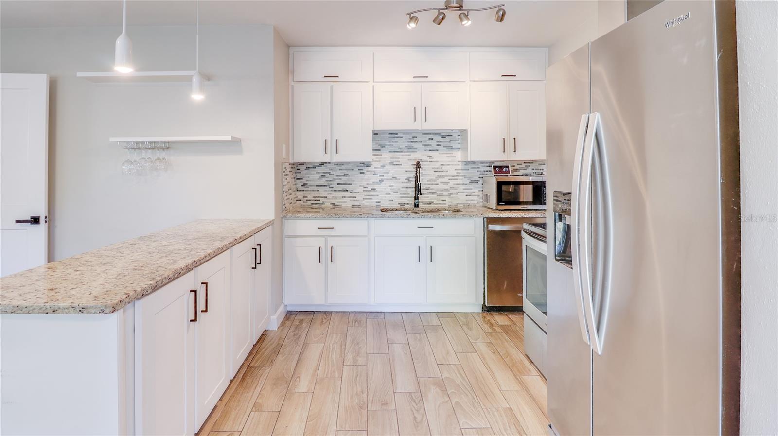 Image 15 of 32 For 1809 Pineview Circle
