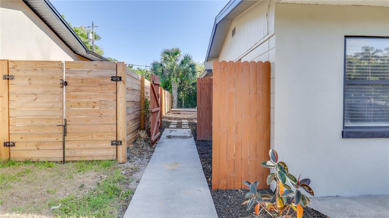 Image 28 of 32 For 1809 Pineview Circle