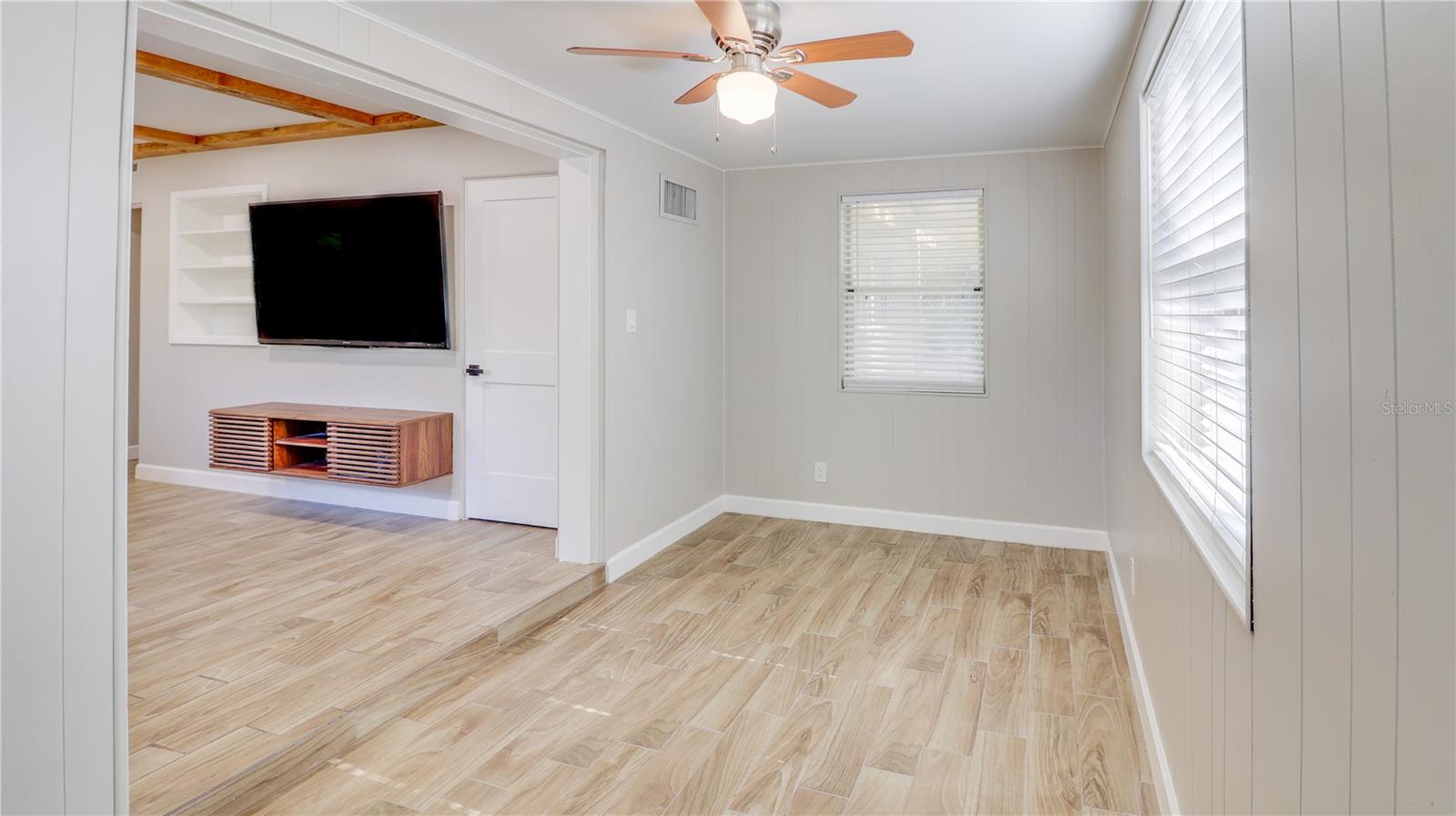 Image 6 of 32 For 1809 Pineview Circle