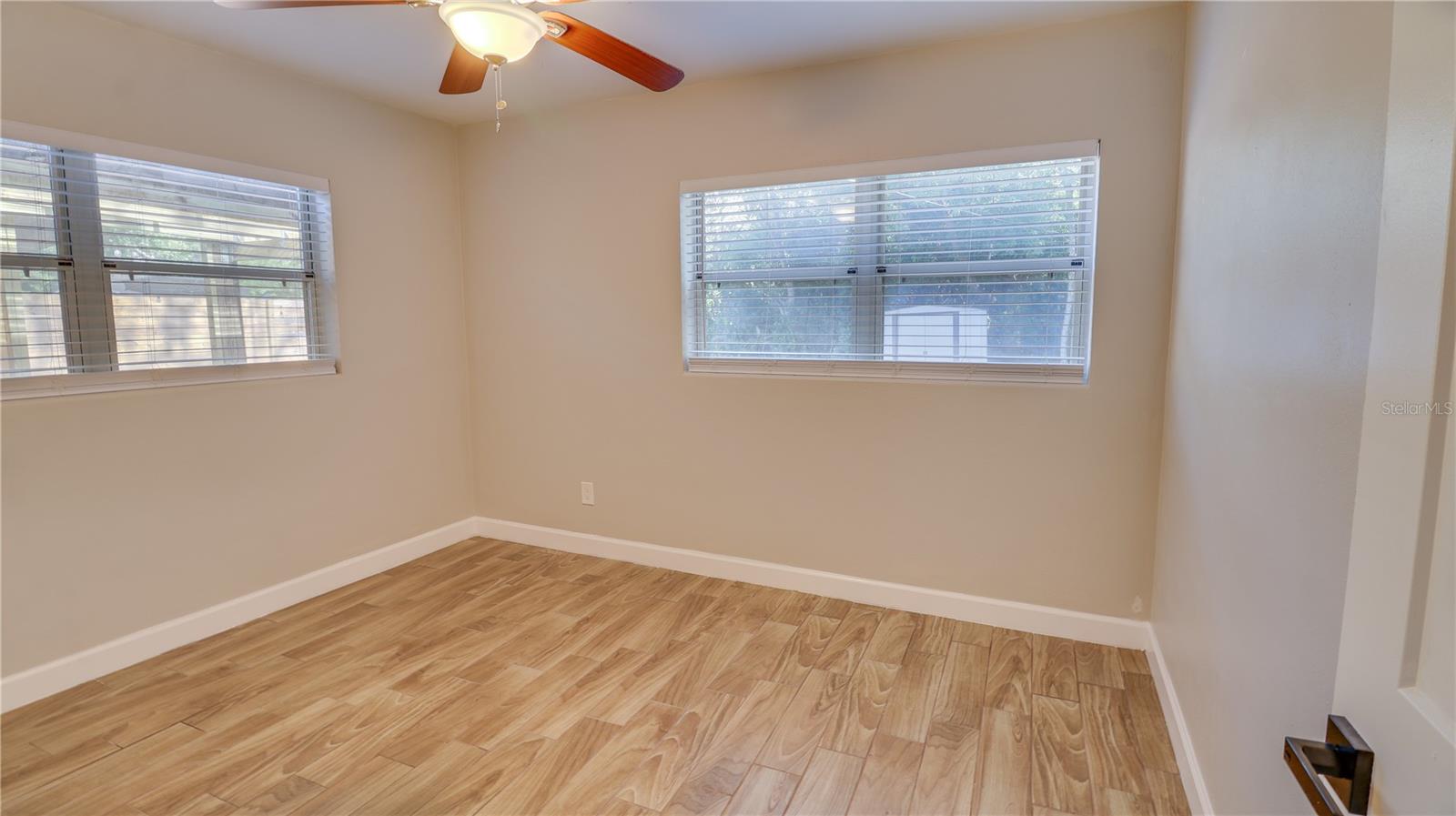 Image 9 of 32 For 1809 Pineview Circle