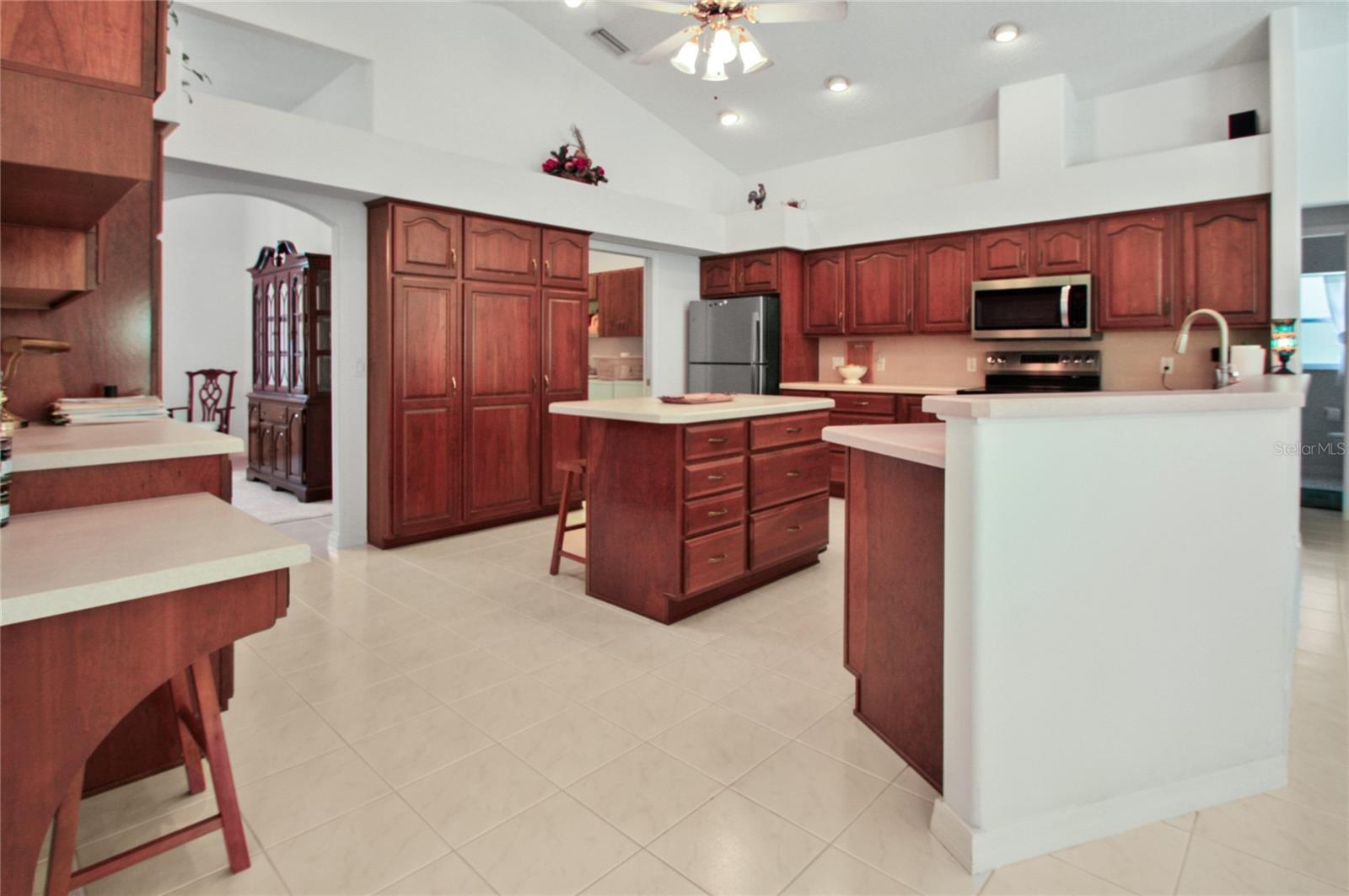 Image 10 of 56 For 4314 Indianhead Road