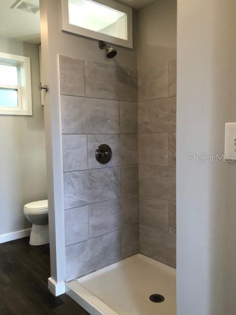 Image 9 of 15 For 1401 Alfred Street 6