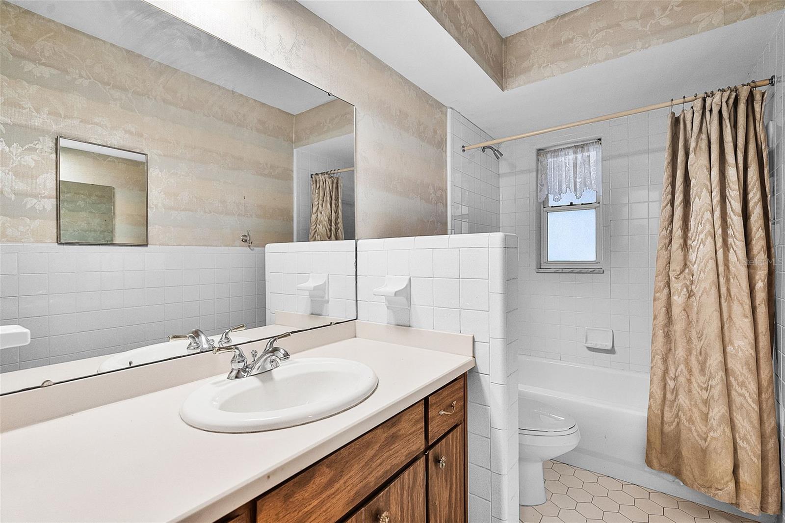 Image 10 of 21 For 715 Roughbeard Road