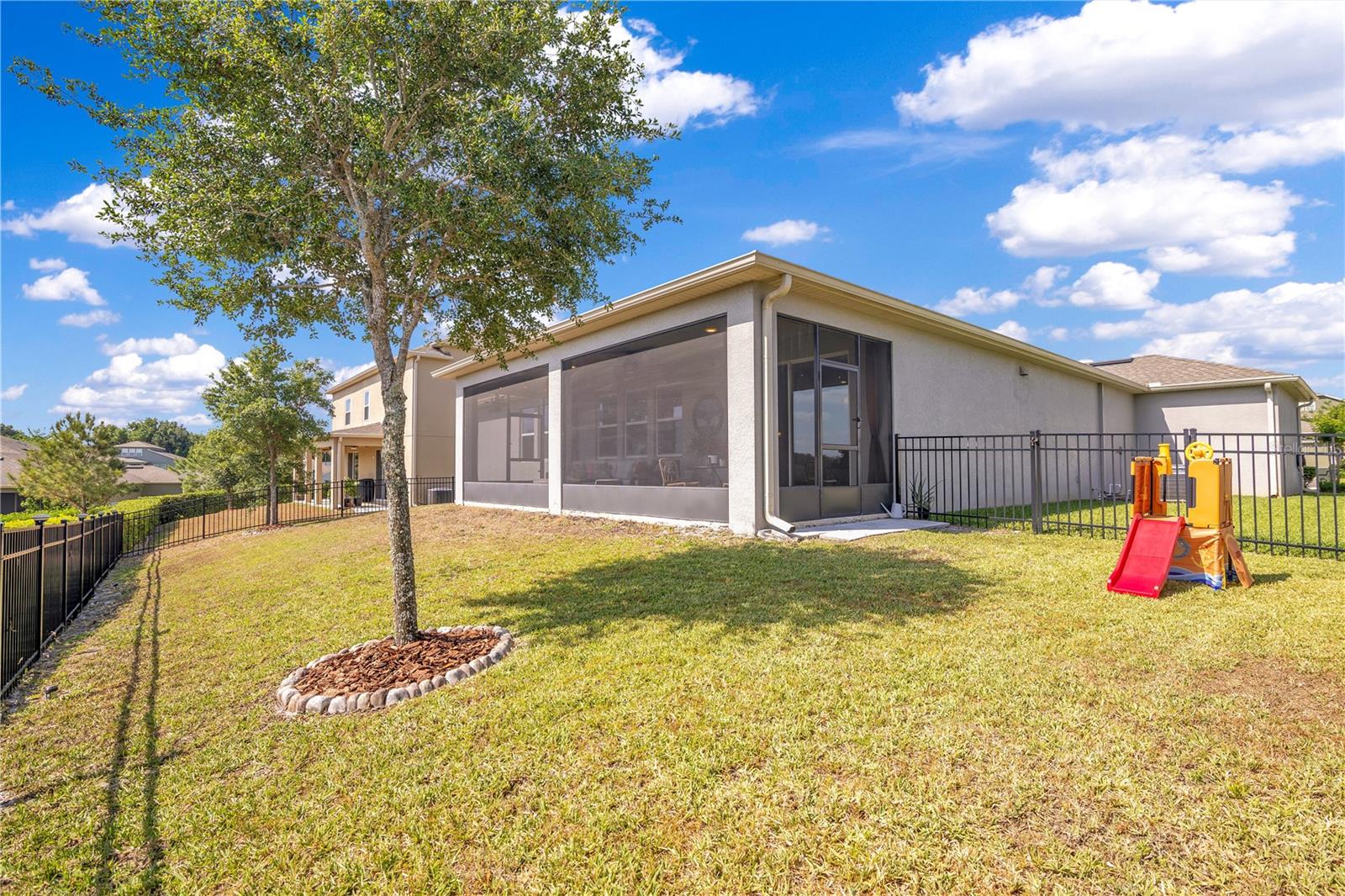 Image 38 of 52 For 1780 Southern Red Oak Court