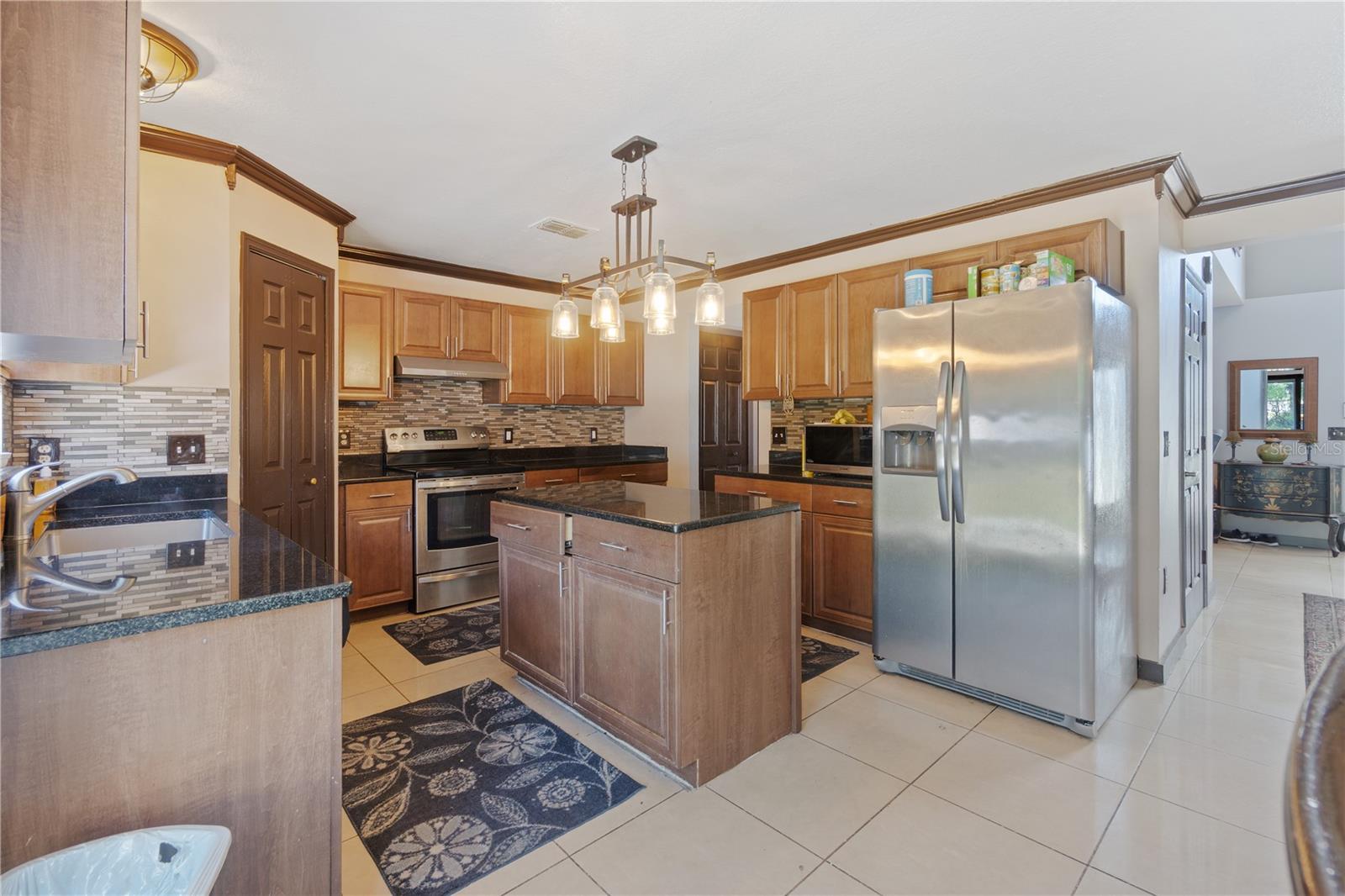 Image 10 of 40 For 114 Shaddock Drive