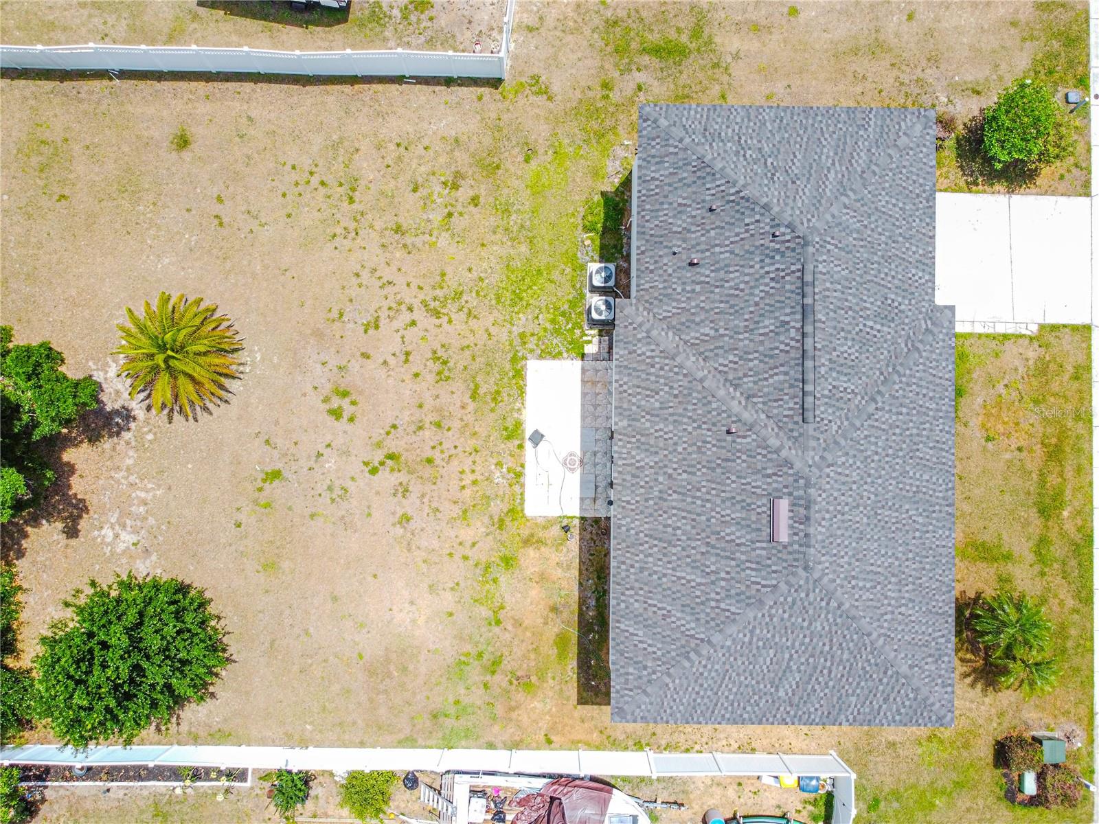 Image 37 of 40 For 114 Shaddock Drive
