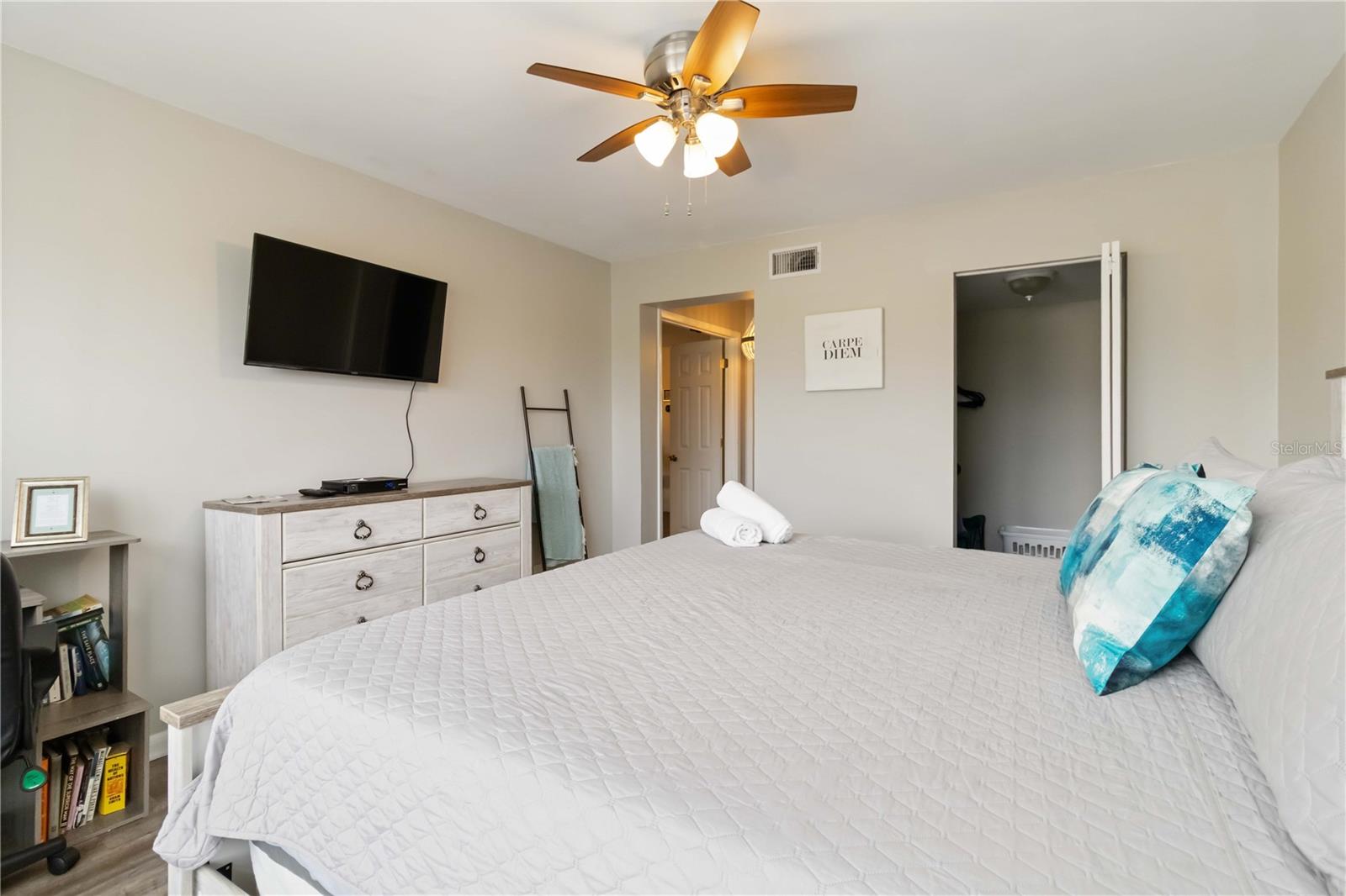Image 20 of 29 For 6131 Bahia Del Mar Boulevard 139
