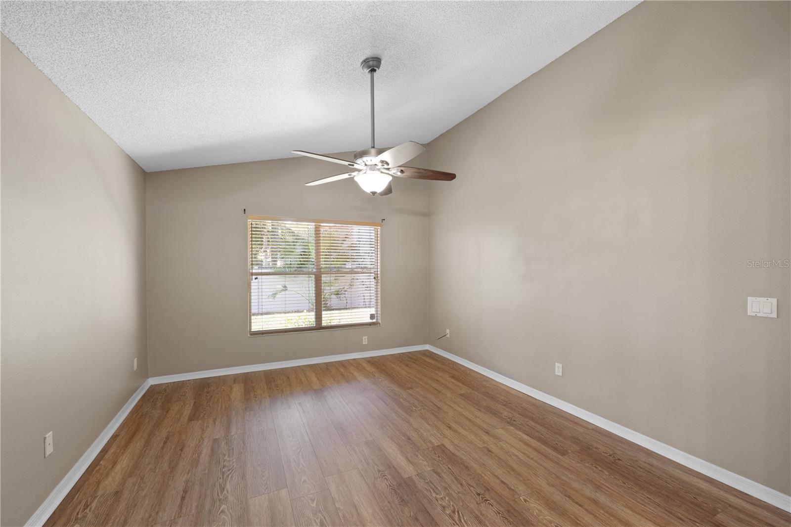 Image 23 of 50 For 9545 Southern Garden Circle