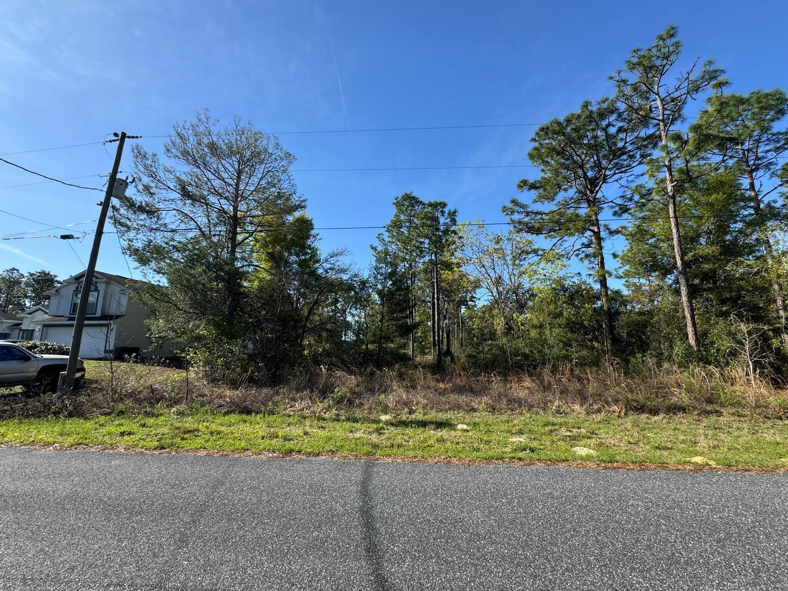 Image 3 of 4 For 1410 Landmark Drive