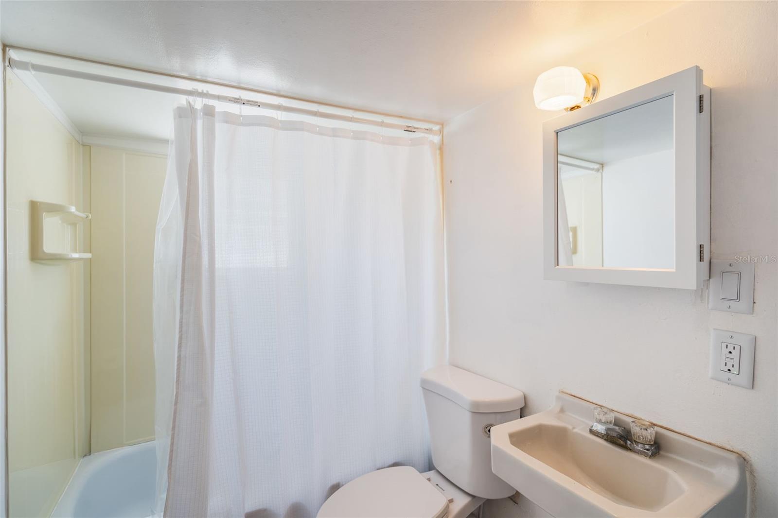 Image 18 of 20 For 4100 46th Avenue N