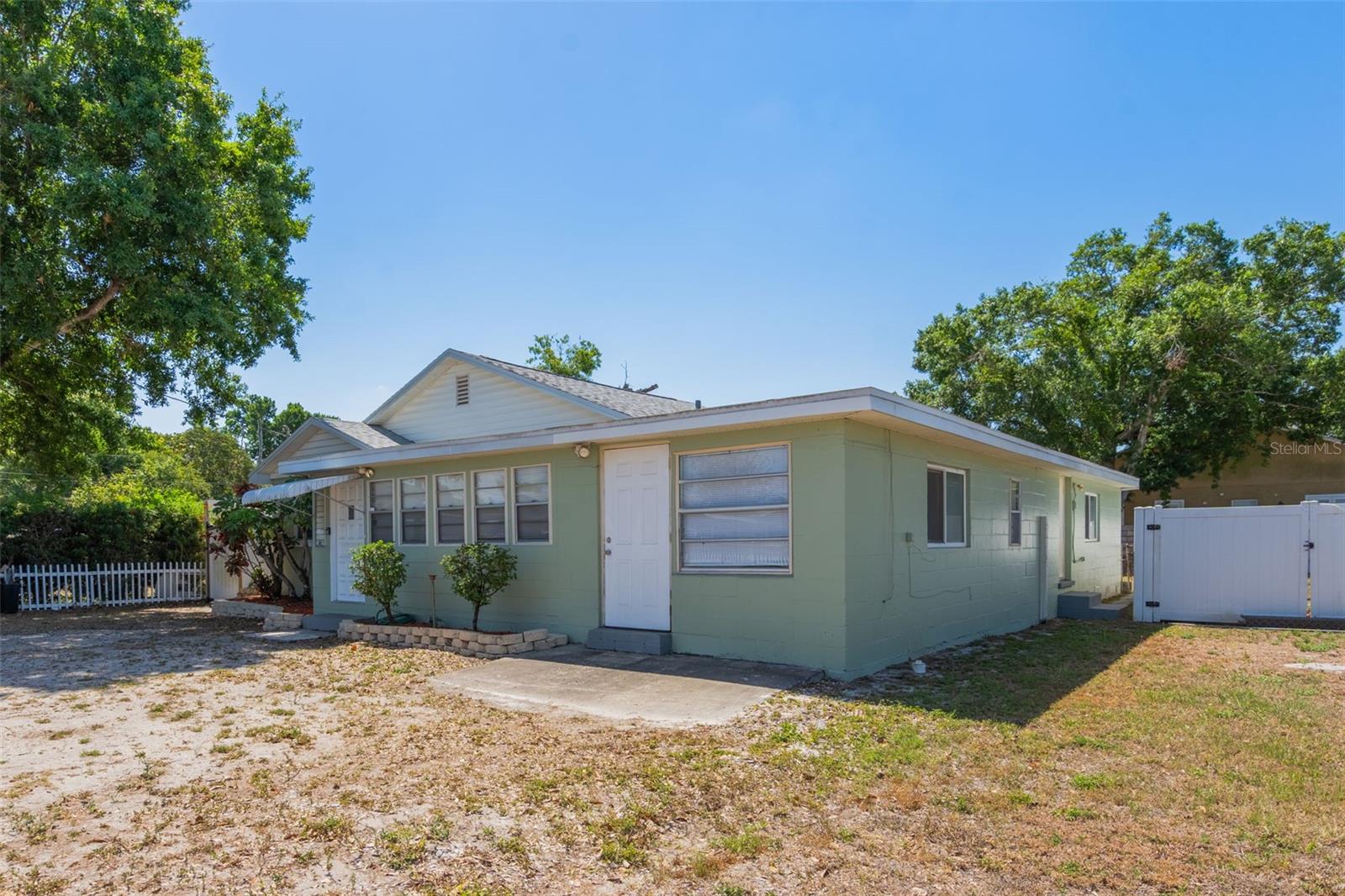 Image 2 of 20 For 4100 46th Avenue N