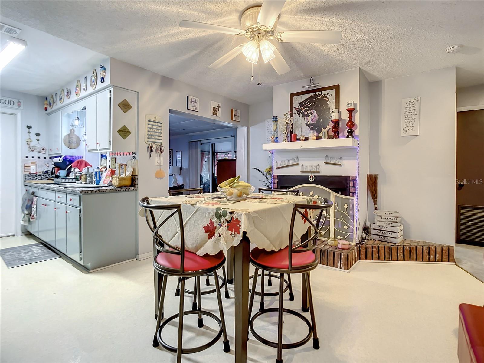 Image 8 of 39 For 1105 Tivoli Drive