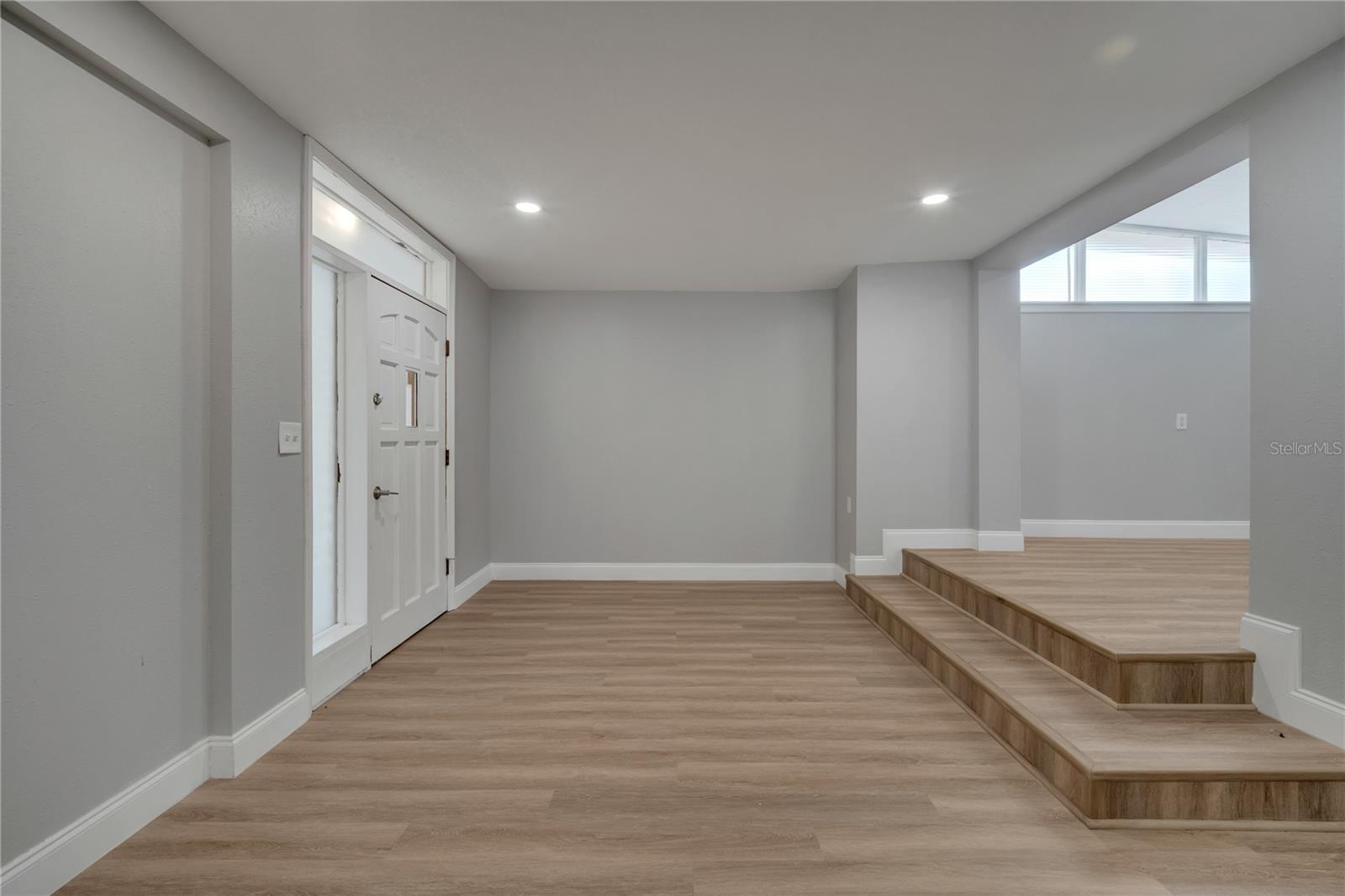Image 19 of 77 For 2303 Bonneville Drive