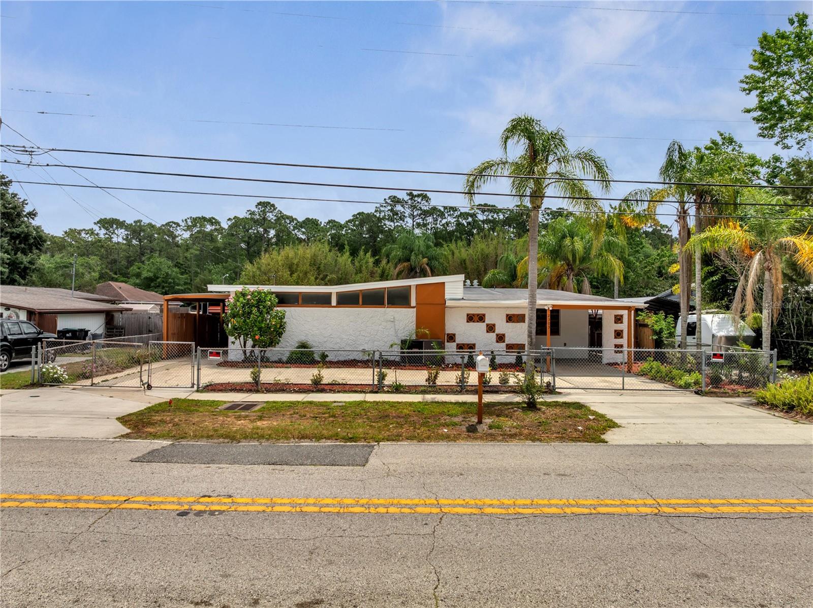 Image 2 of 77 For 2303 Bonneville Drive