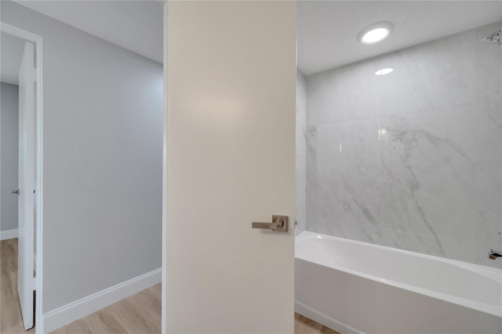 Image 39 of 77 For 2303 Bonneville Drive