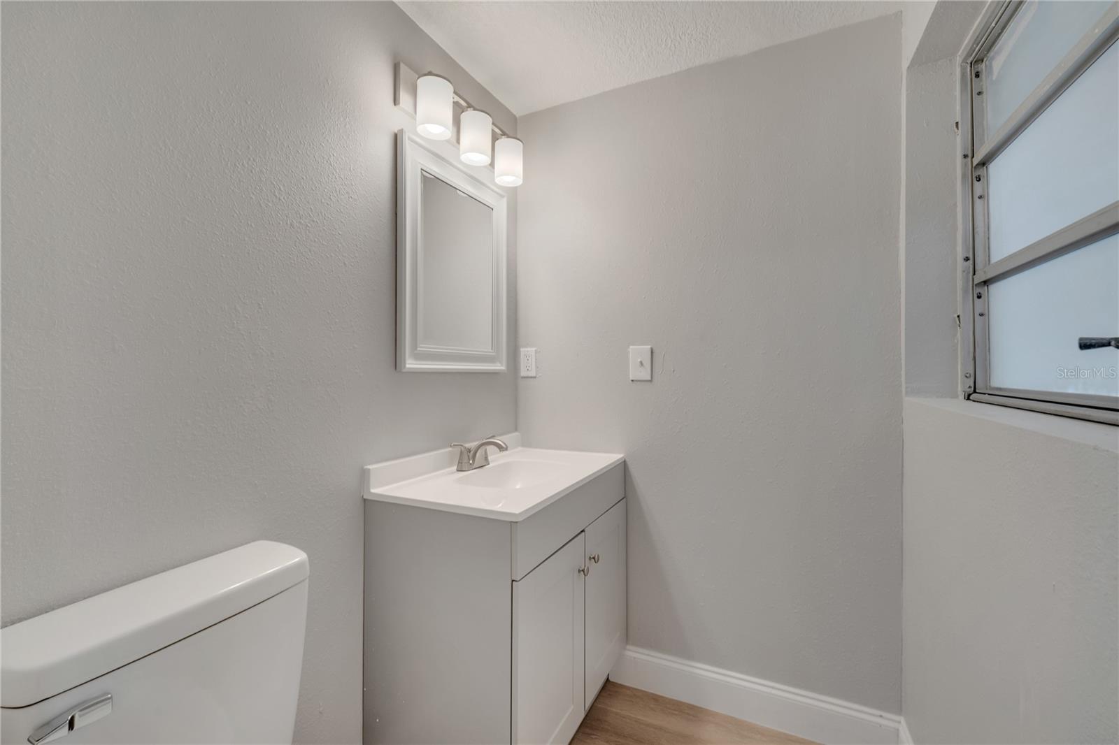 Image 48 of 77 For 2303 Bonneville Drive
