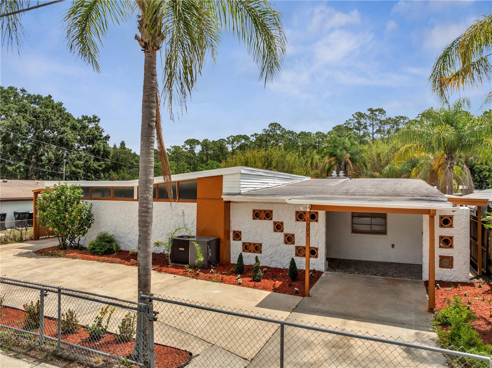 Image 5 of 77 For 2303 Bonneville Drive