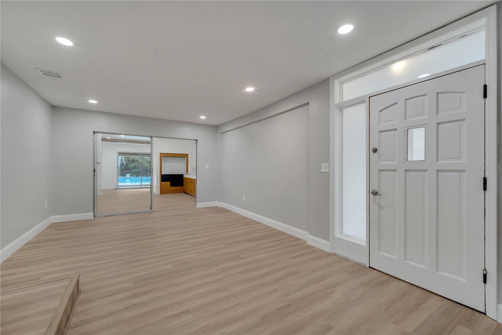 Image 64 of 77 For 2303 Bonneville Drive