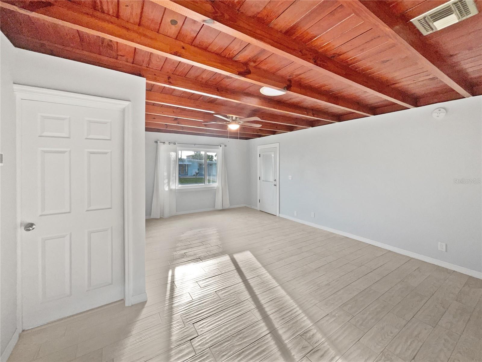 Image 3 of 22 For 135 Palmetto Avenue