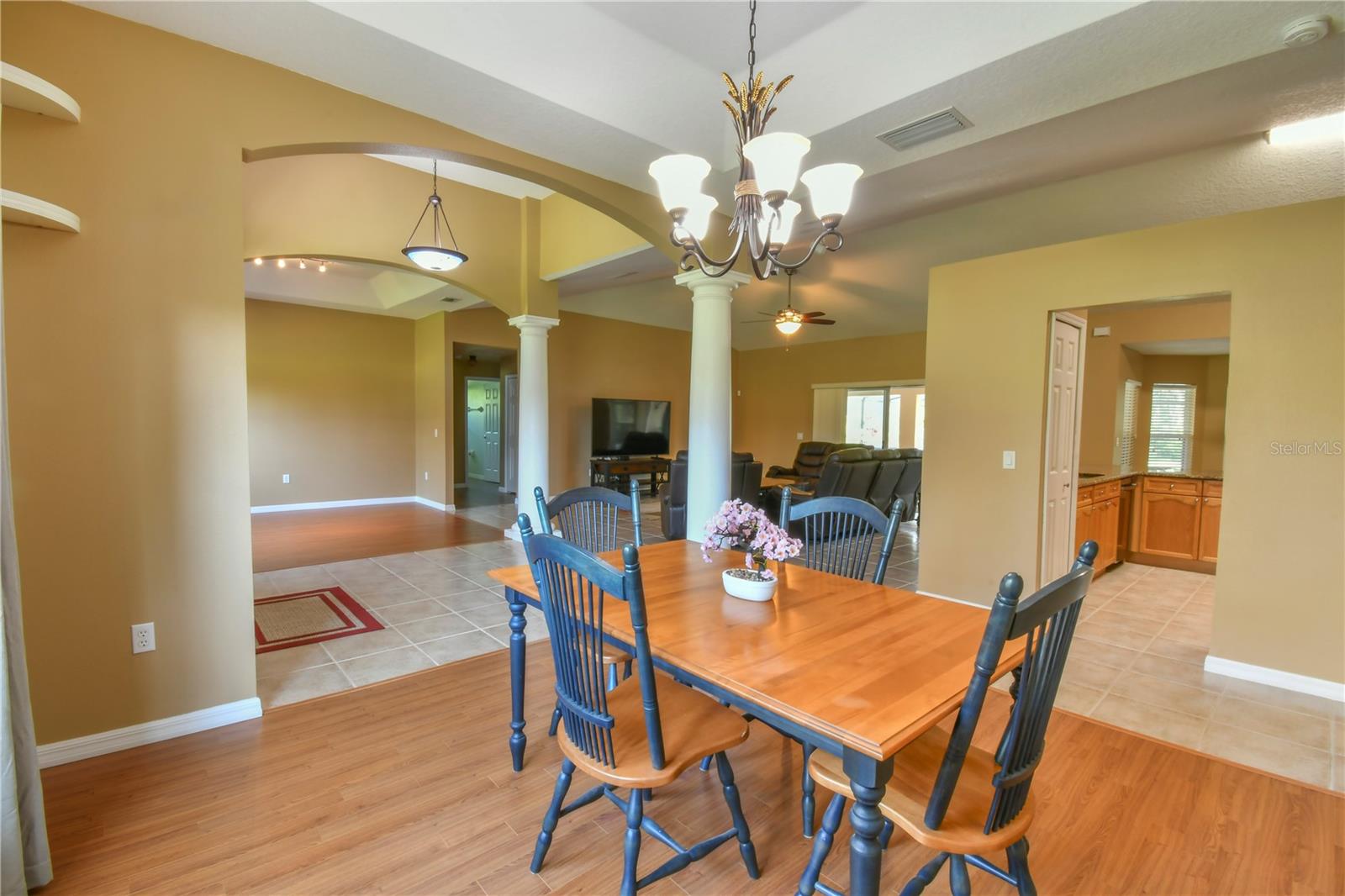 Image 11 of 87 For 15305 Shady Lane