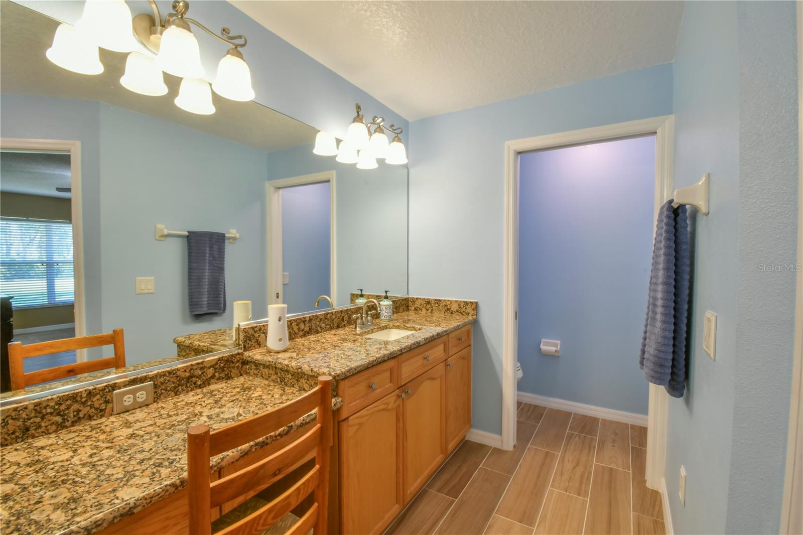 Image 29 of 87 For 15305 Shady Lane