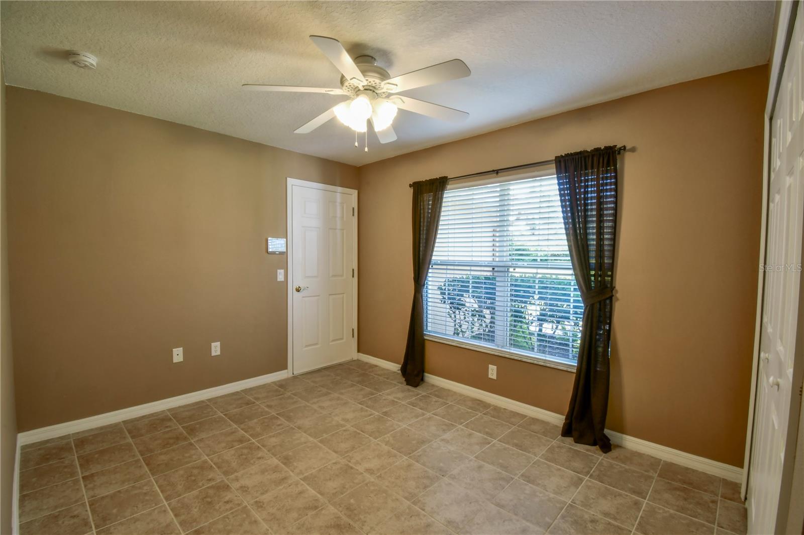 Image 35 of 87 For 15305 Shady Lane
