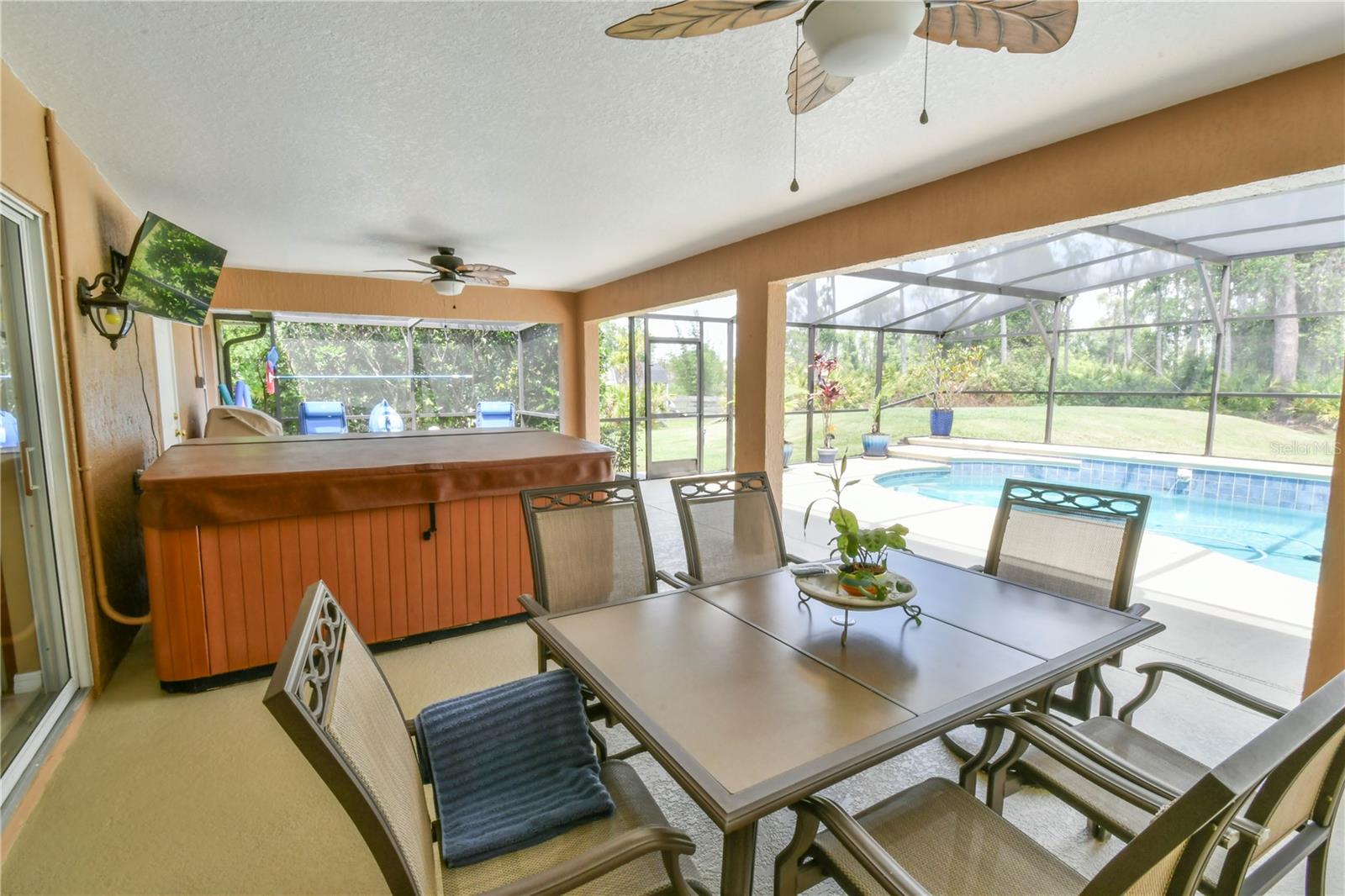 Image 42 of 87 For 15305 Shady Lane