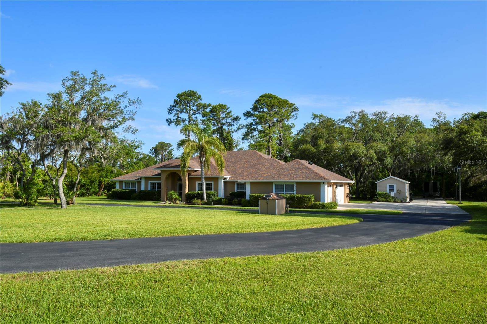 Image 60 of 87 For 15305 Shady Lane
