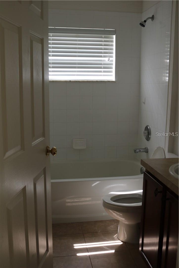 Image 11 of 14 For 2470 Harrison Place Blvd