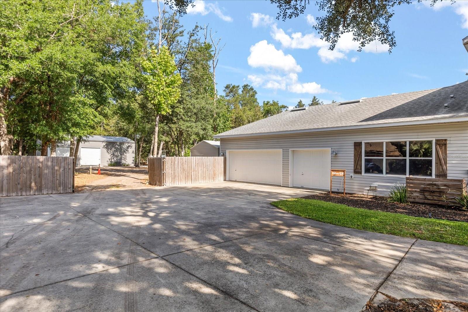 Image 15 of 56 For 32615 Windy Oak Street