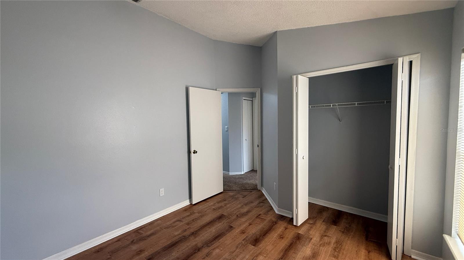 Image 21 of 27 For 310 Sunvista Court