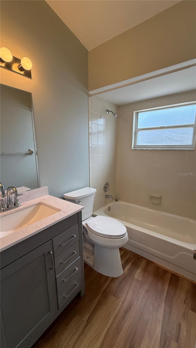 Image 24 of 27 For 310 Sunvista Court