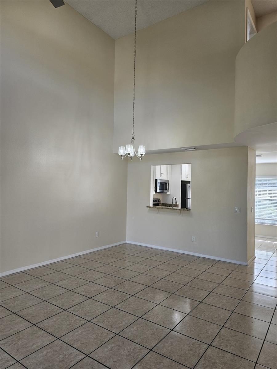 Image 10 of 32 For 14667 Laguna Beach Circle