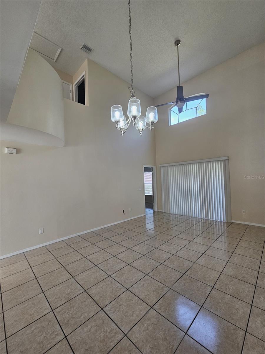Image 11 of 32 For 14667 Laguna Beach Circle