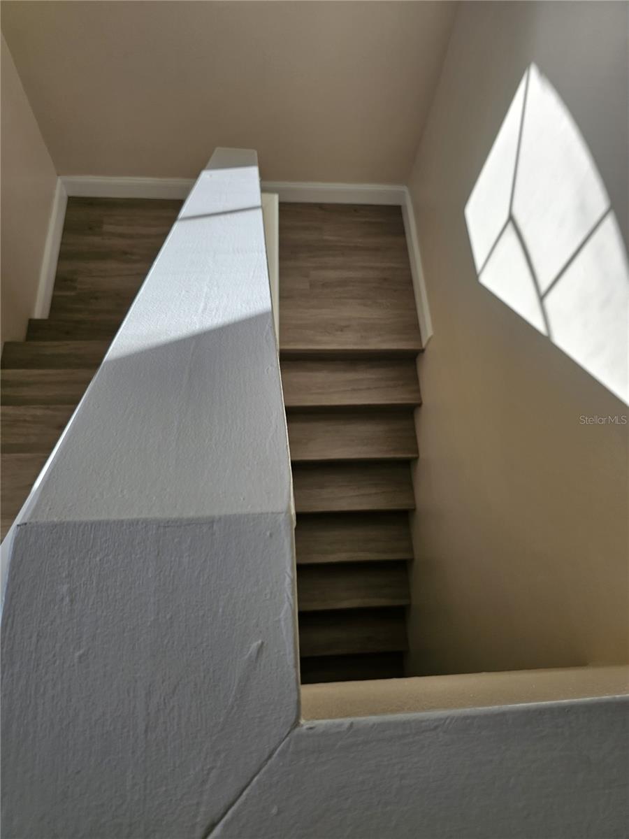 Image 24 of 32 For 14667 Laguna Beach Circle