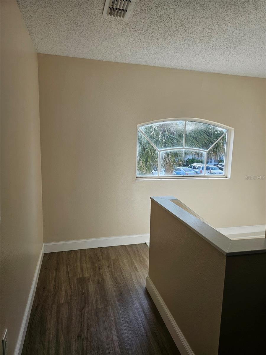 Image 27 of 32 For 14667 Laguna Beach Circle