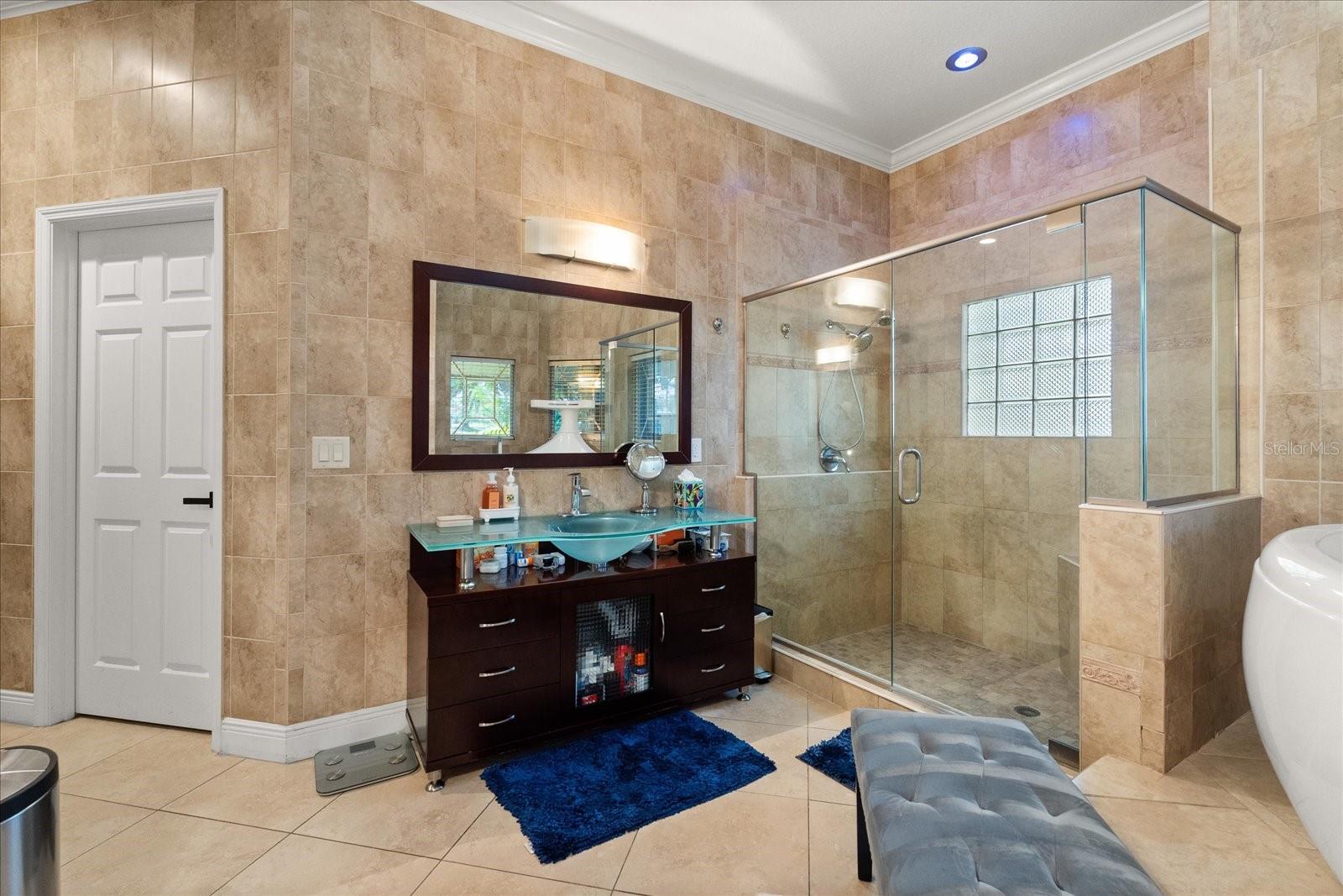 Image 27 of 52 For 2241 Lake Vilma Drive