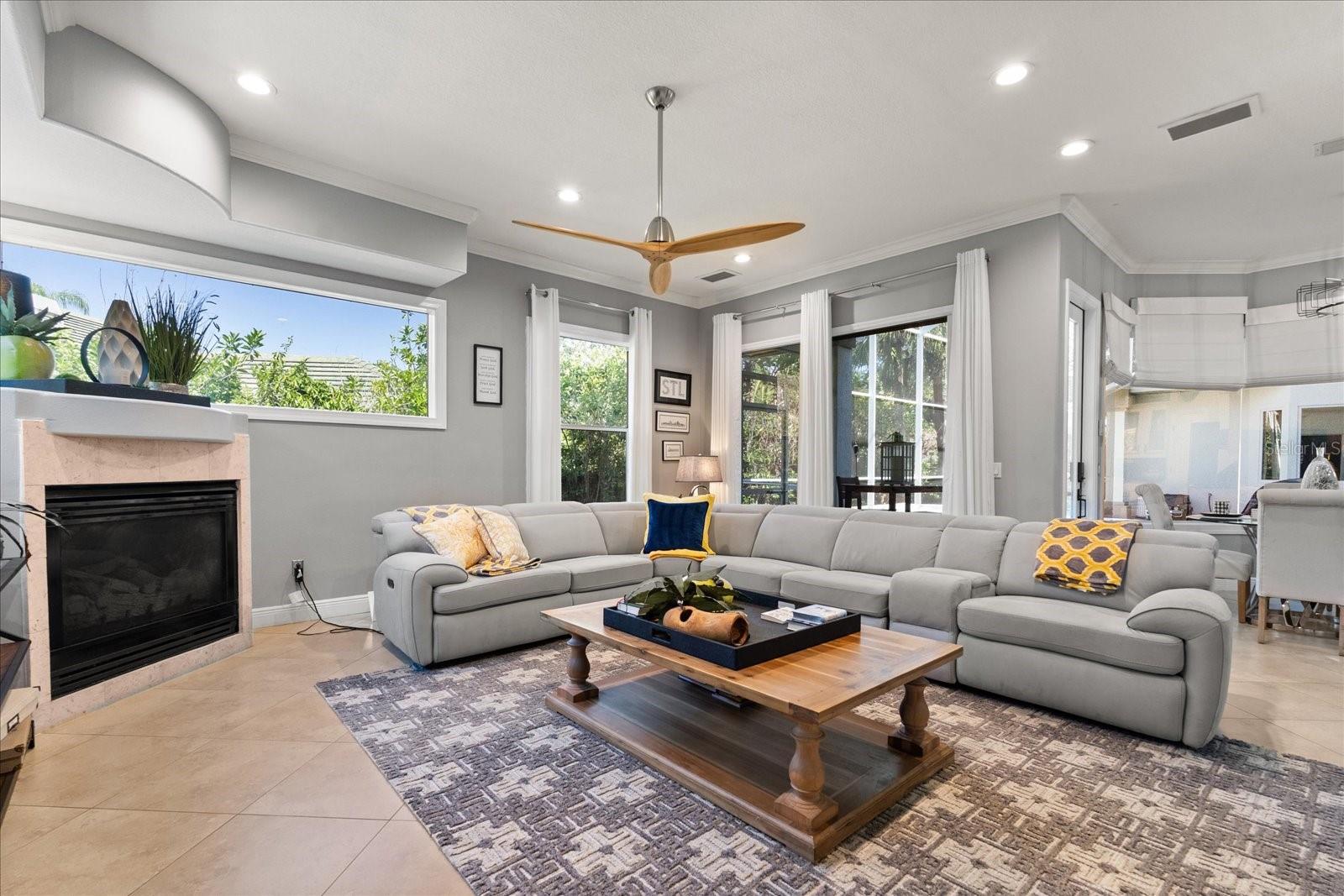 Image 9 of 52 For 2241 Lake Vilma Drive