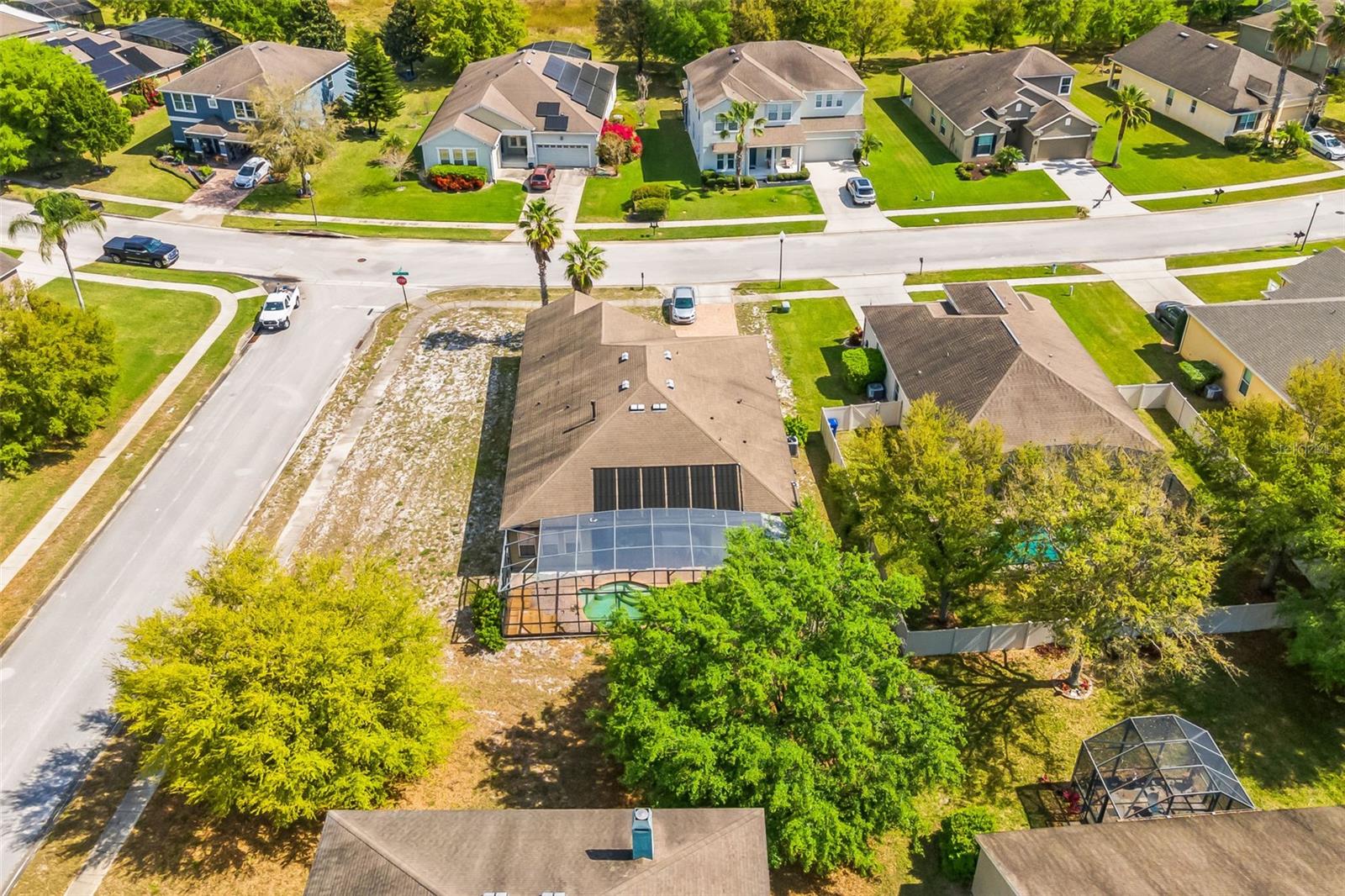 Image 12 of 53 For 807 Ayden Oak Lane